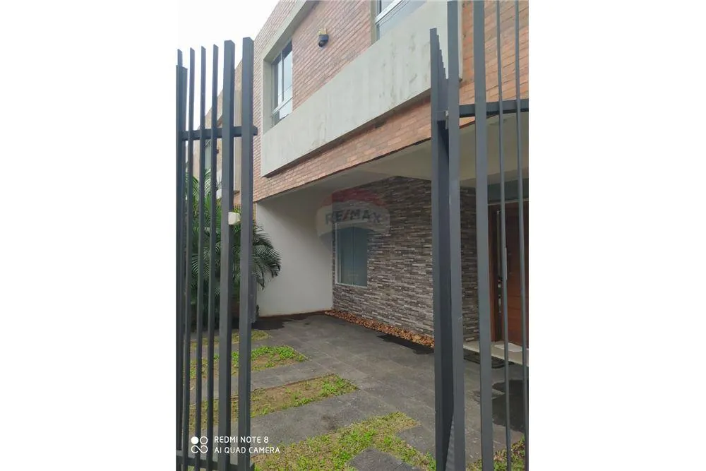 A la venta DÚPLEX EN LUQUE ‼️ — foto 3
