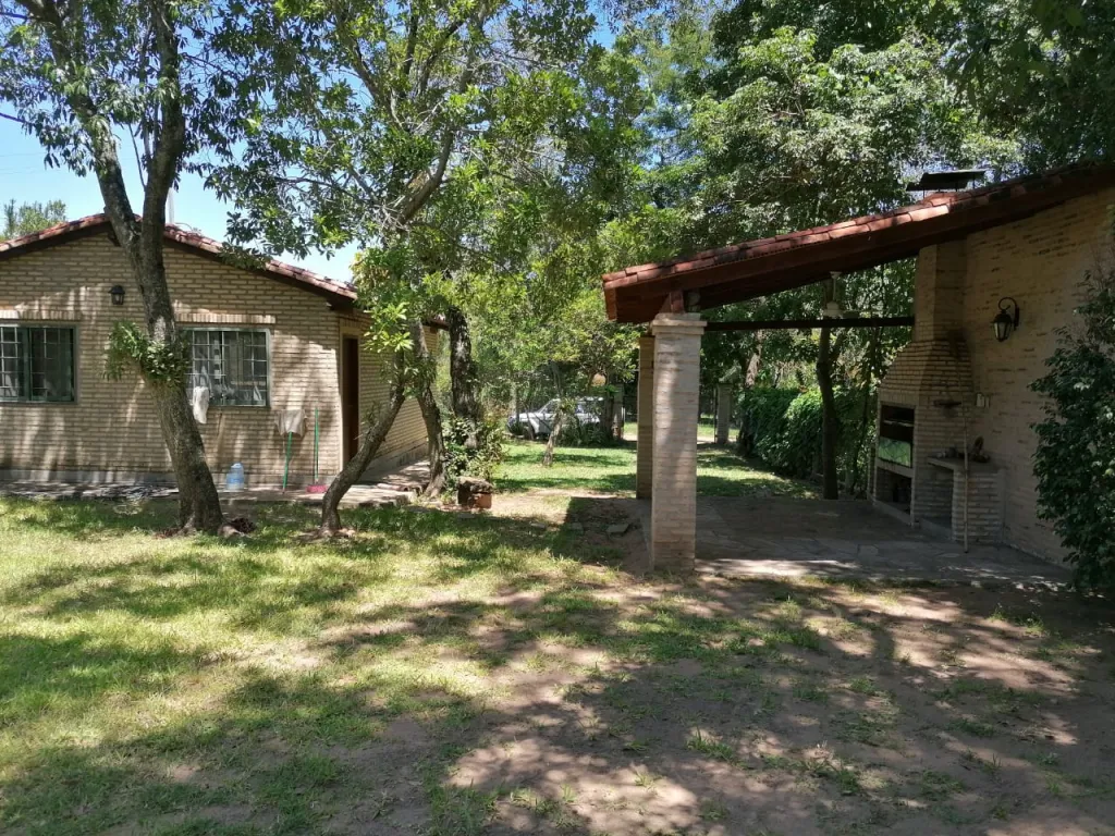 VENDO CASA CON 720 M2 DE TERRENO EN SAN BER, Z ANFITEATRO — foto 2