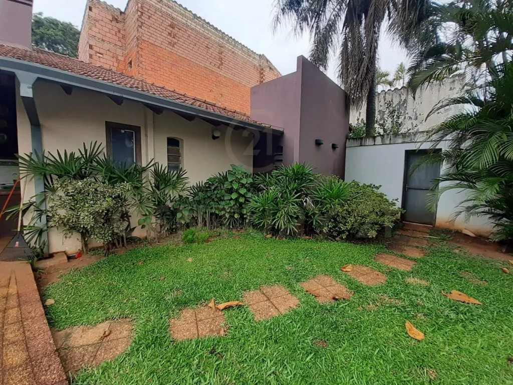 RESIDENCIA EN VENTA LOS LAURELES — foto 3