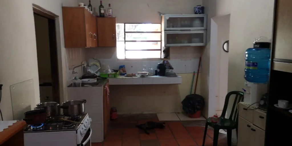 bella casa en la cercanía del ex club caacupe en caacupe cordillera paraguay — foto 3