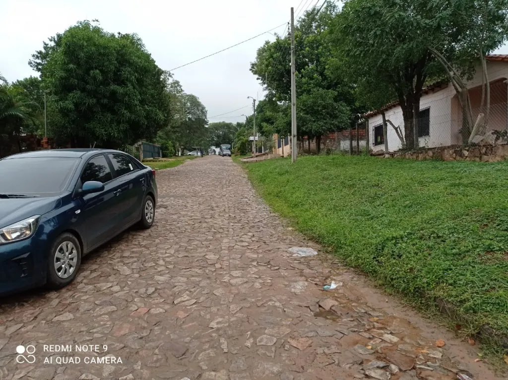 Vendo esta casa a refaccionar — foto 2