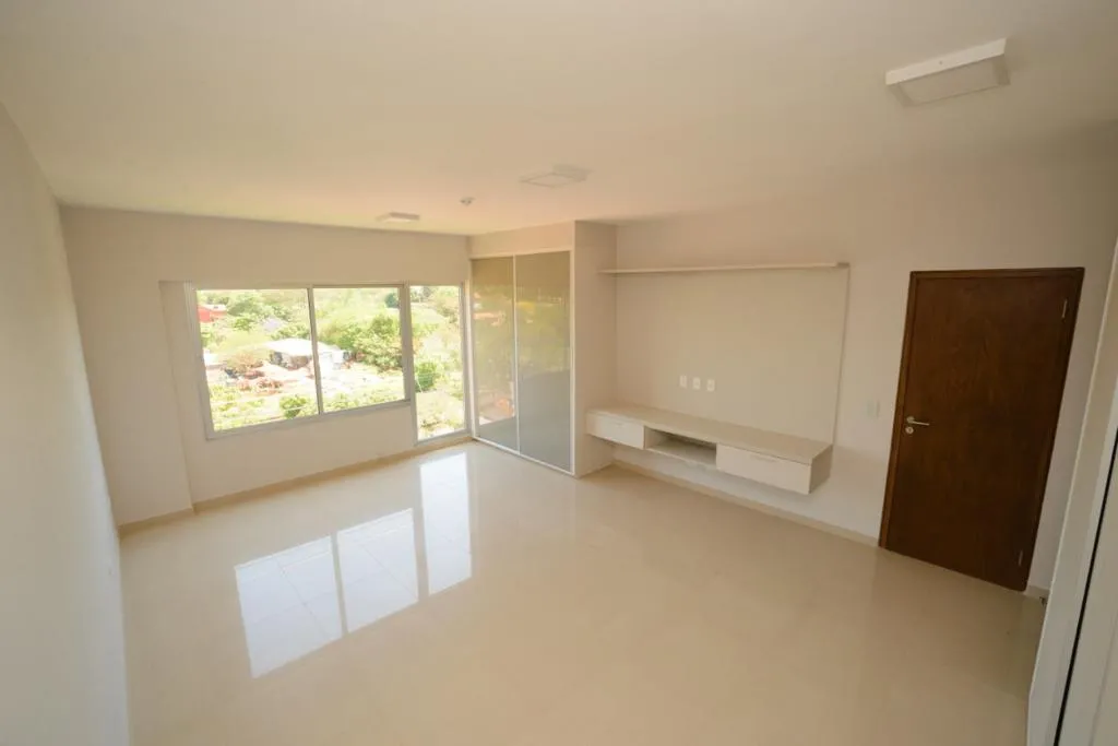 ALQUILER DE DEPARTAMENTO EN EL EDIFICIO PLAZA REAL — foto 3