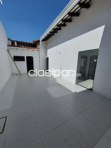 Alquilo amplia casa en Villa Morra — foto 2