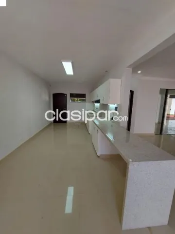 Alquilo amplia casa en Villa Morra — foto 3