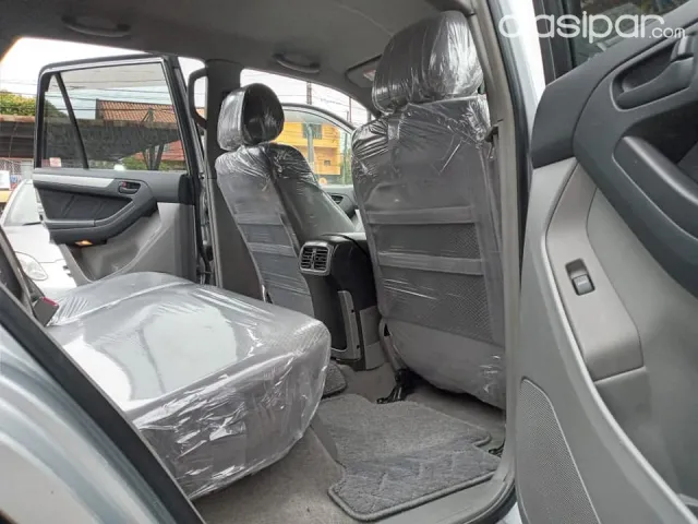 Toyota Hilux Surf 2004 — foto 6