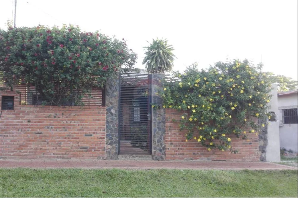 VENDO CASA EN LUQUE ZONA YKAA — foto 2