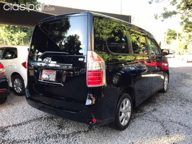 Toyota Noah 2008 — foto 7