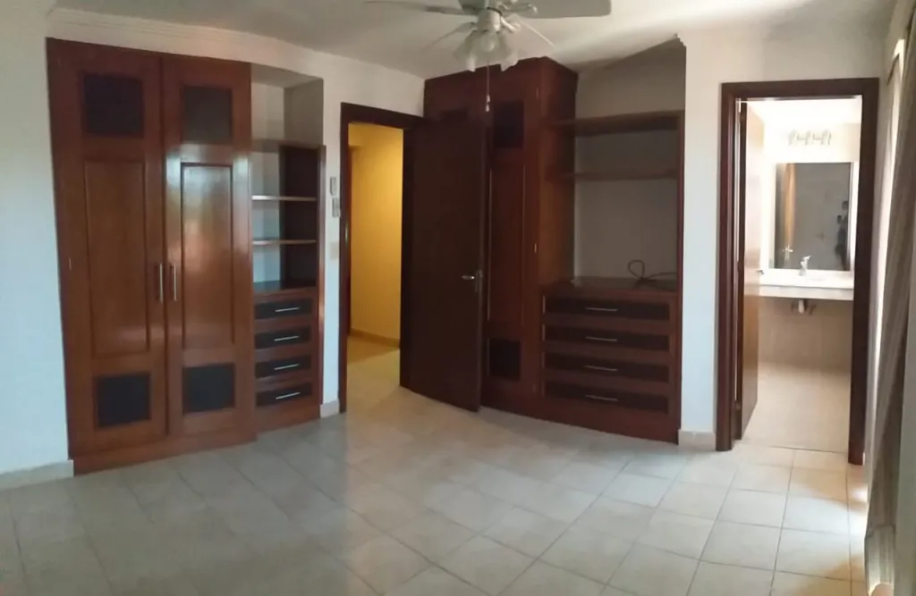 VENTA DE TRIPLEX ZONA BANCO CENTRAL DEL PARAGUAY — foto 2