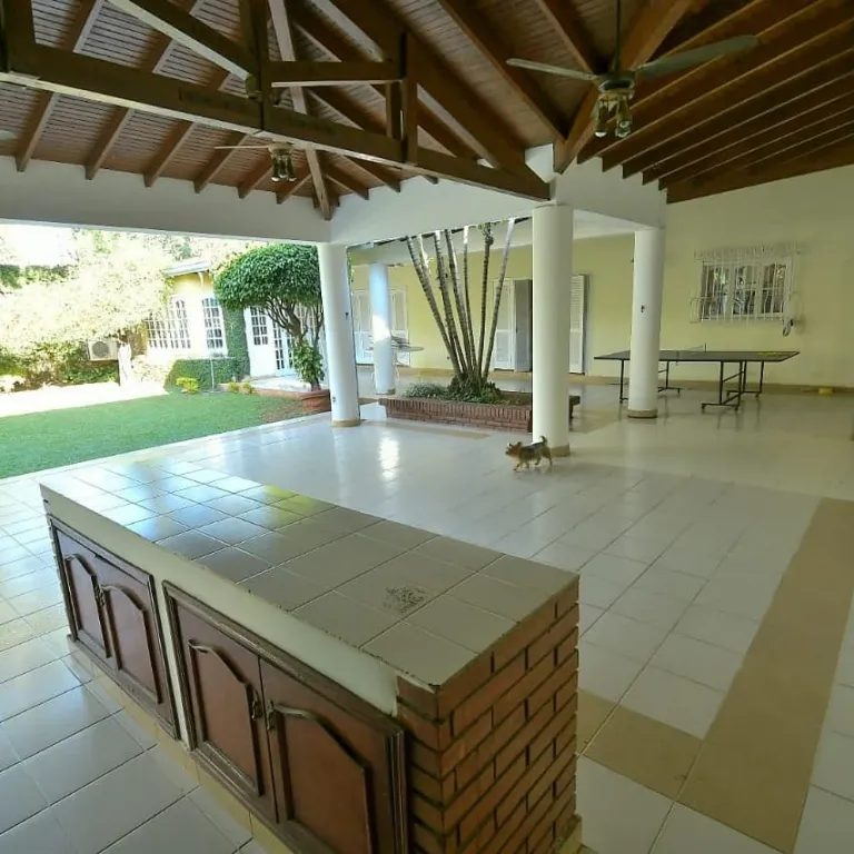 Z SHOP. SOL: 1.000M2 EXCELENTE INVERSION, 5 SUITES, 7 VEHÍCULOS – 500.000 USD. — foto 3