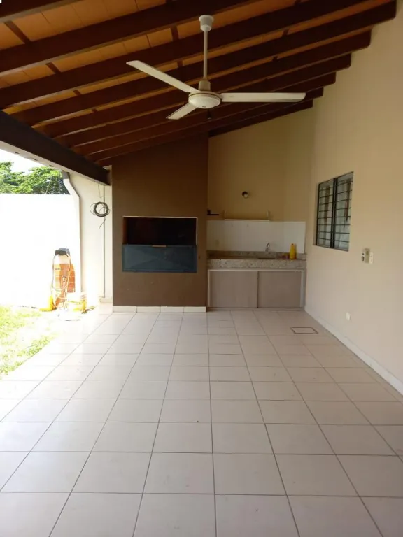 Alquiló amplio dúplex con piscina en barrio Herrera — foto 3