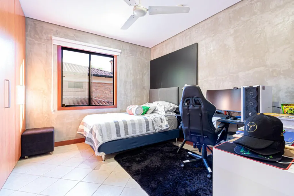 VENDO RESIDENCIA *Barrio Cerrado* Condominio Arboleda, Av. Primer Presidente, 2201 Mburucu — foto 3