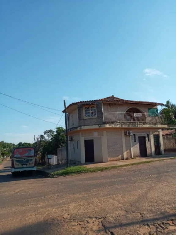 VENDO CASA DE DOS PISOS EN ITAUGUA — foto 2