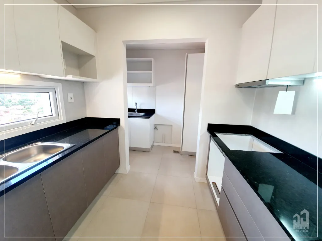 VENTA DE DEPARTAMENTO DE 3 DORMITORIOS EN ALTOS DE HERRERA — foto 2