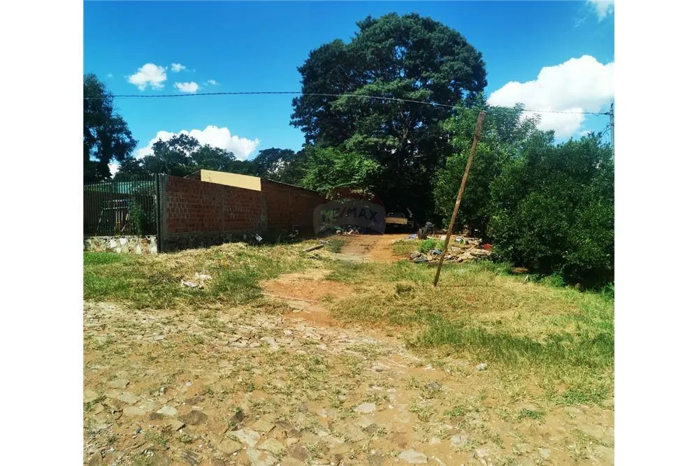 HERMOSO TERRENO EN BARRIO ARROYO SECO — foto 3