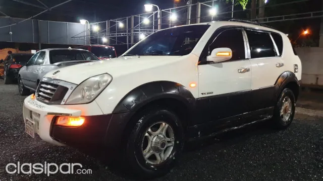 Ssangyong Rexton 2003 - foto 2