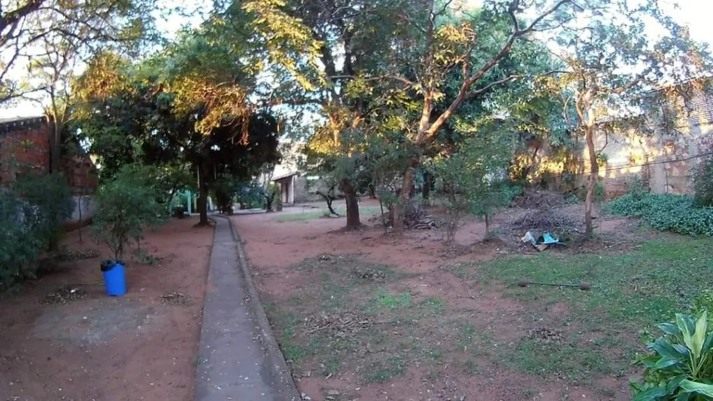 Atención inversionistas!! Hermoso terreno con grandes dimensiones!! — foto 3