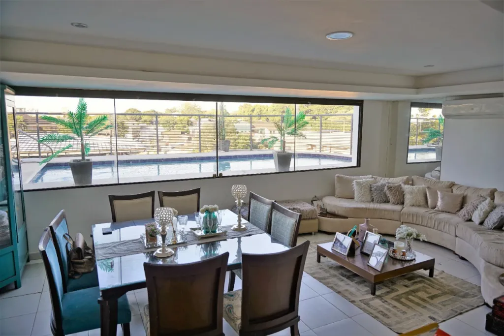 Oferta Penthouse de Lujo con Oficinas Corporativas en Villa Morra — foto 2