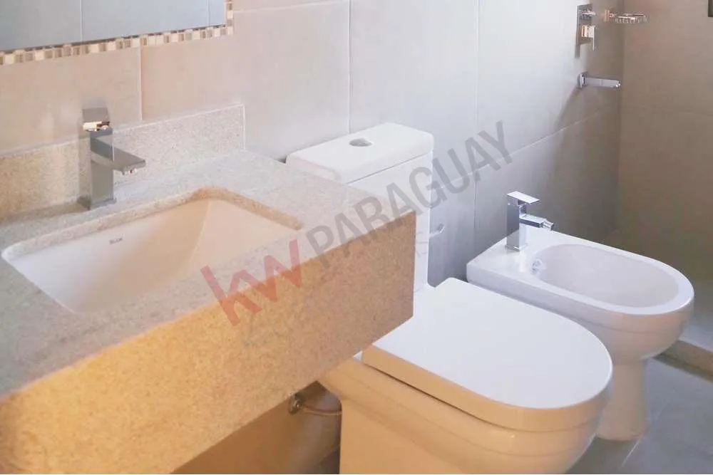 EN VENTA DEPARTAMENTO DE DOS DORMITORIOS ZONA PERON — foto 2