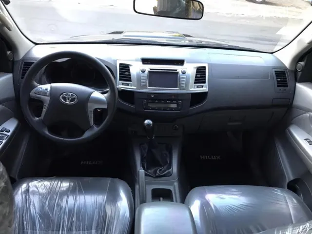 Toyota Hilux 2014 — foto 7
