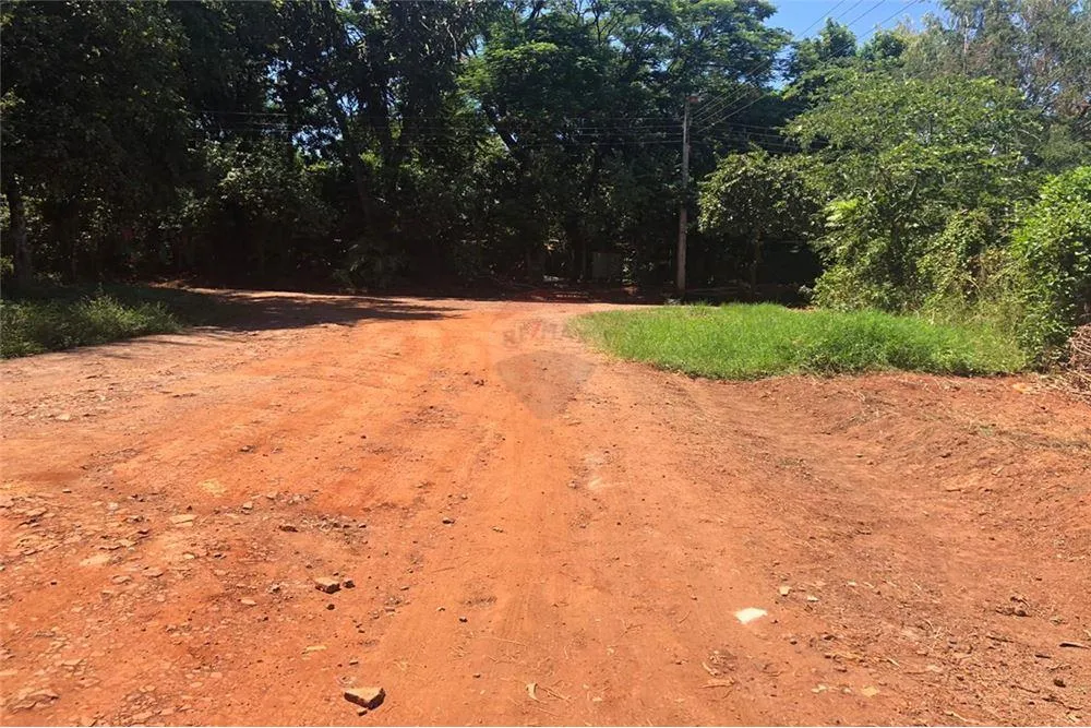 Vendo terreno en el barrio San Antonio Ypekuru: superficie de terreno 360 m2 — foto 3