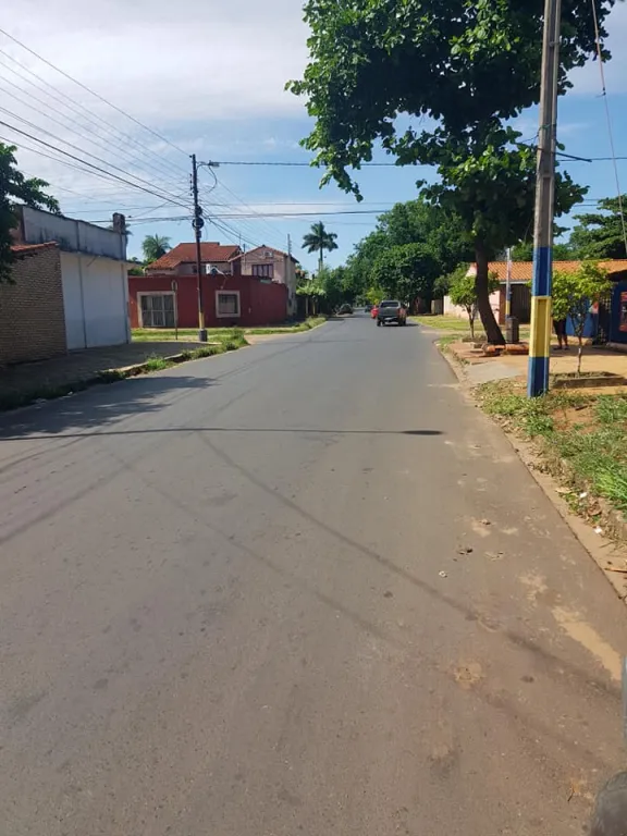 VENDO O ALQUILO TERRENO EN LUQUE CENTRO. COD 1701 — foto 2