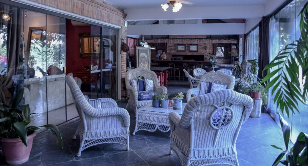 VENDO HERMOSA RESIDENCIA EN EL BARRIO CARMELITAS — foto 3