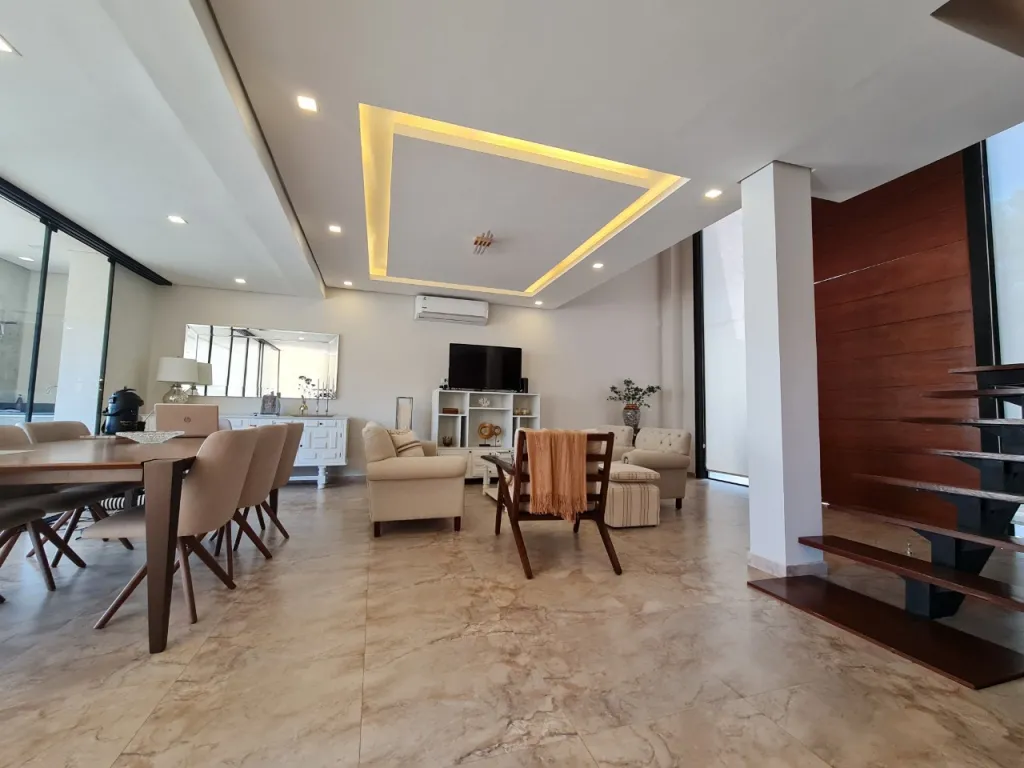 Vendo hermosa Residencia Moderna en LUQUE - Zona CONMEBOL Aeropuerto. — foto 2