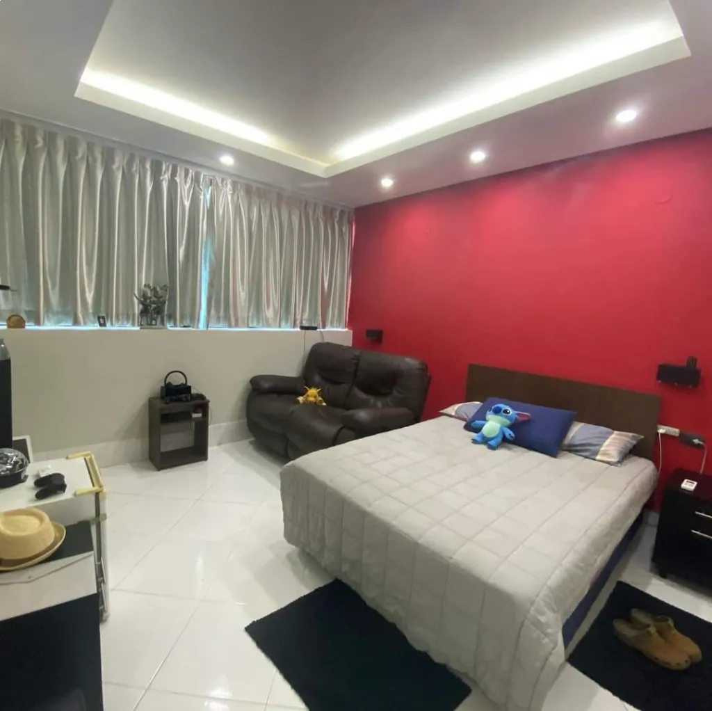Vendo Imponente Residencia en Lambaré — foto 2