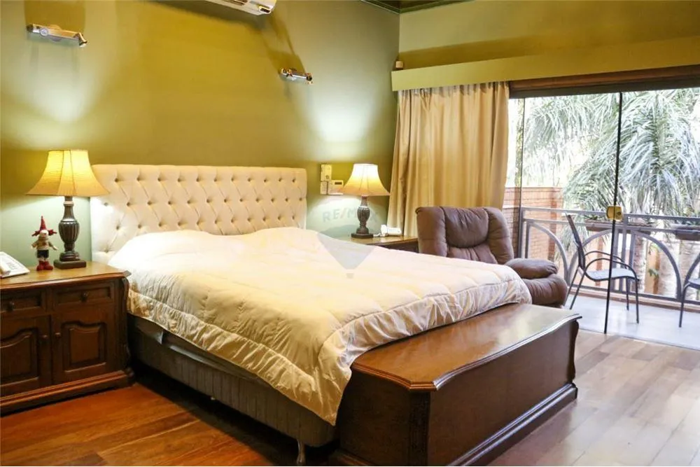 RESIDENCIA AMOBLADA CON PISCINA EN BO.HERRERA! — foto 3