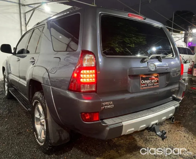 Toyota 4-Runner 2005 — foto 7
