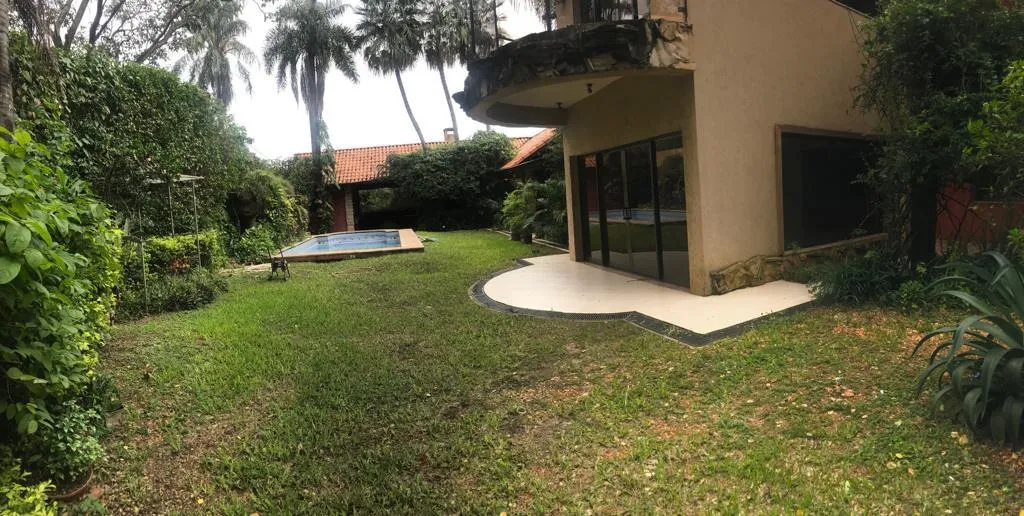 Vendo amplia casa barrio Los Laureles — foto 2
