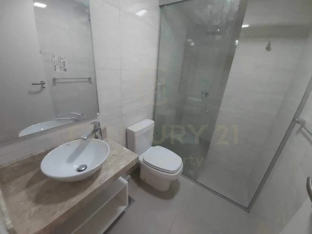 Imponente Departamento de 2 niveles, a estrenar, en Villa Morra. — foto 3