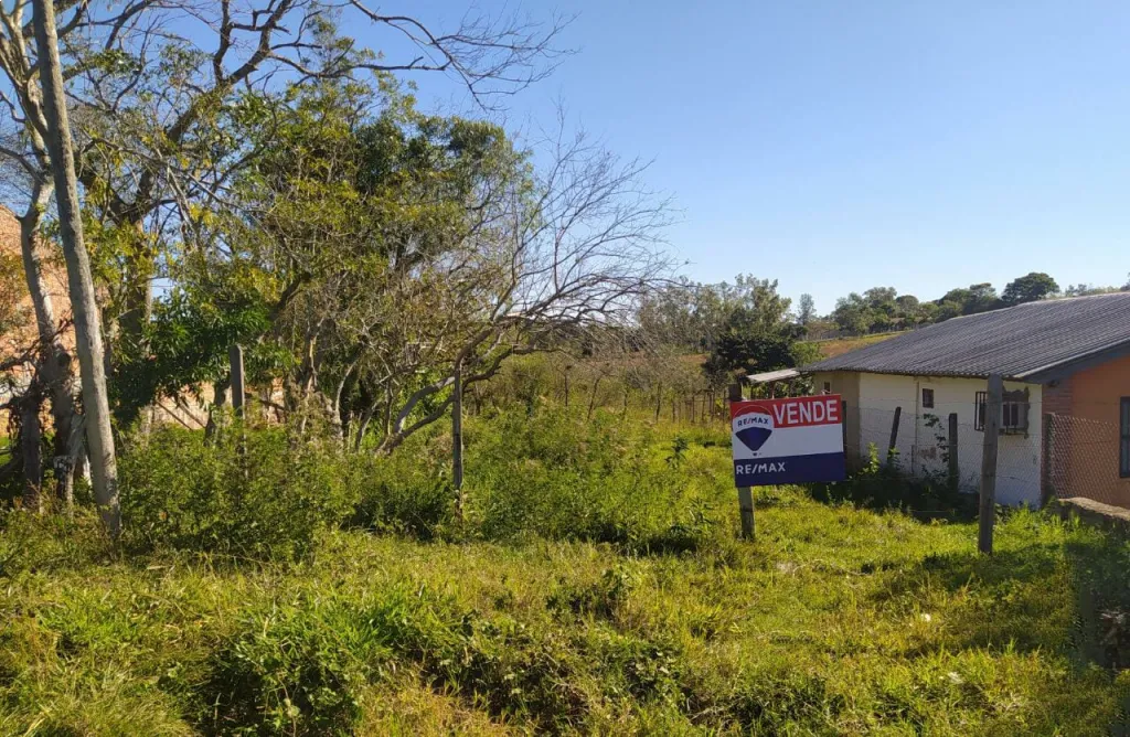 VENDO TERRENO EN EL CENTRO DE PIRIBEBUY — foto 2