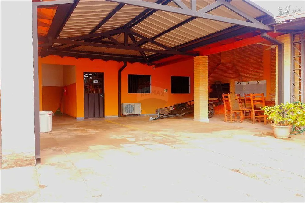 Vendo oficinas con depósitos de 618 m2 construidos en Fernando de la Mora, Central. — foto 3