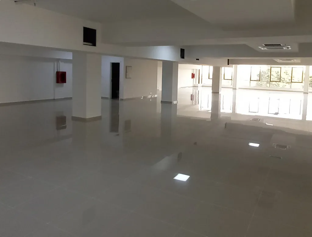 OFICINAS CORPORATIVAS A ESTRENAR - ZONA SHOPING DEL SOL — foto 2