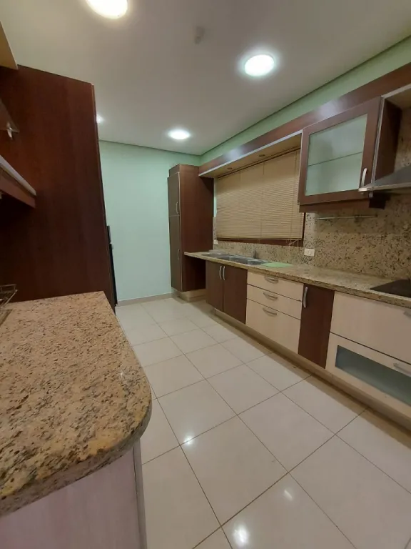 VENDO RESIDENCIA EN BARRIO CERRADO. MCAL ESTIGARRIBIA. COD LG — foto 3