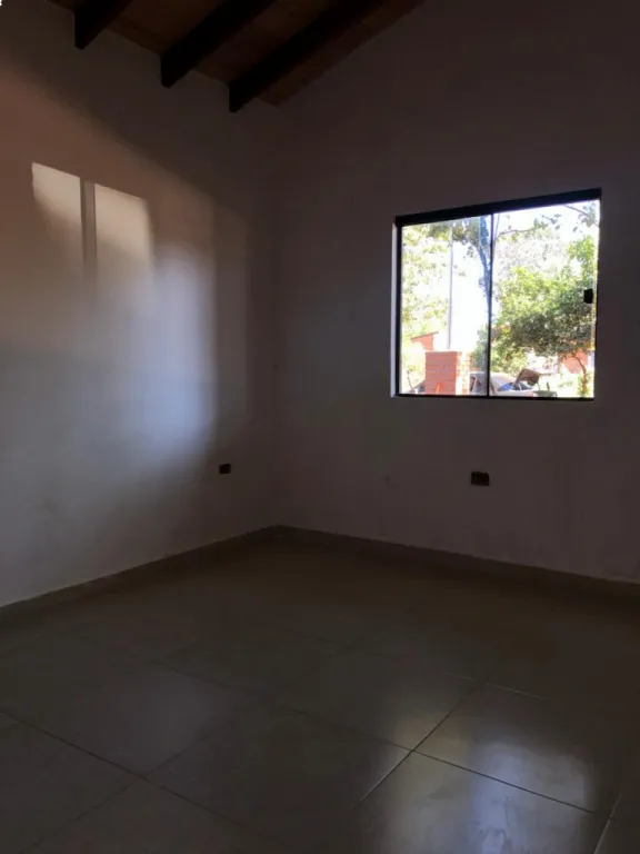 VENDO HERMOSA CASA A ESTRENAR!! ZONA ISLA BOGADO — foto 2