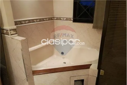 Vendo Casa Grande en Barrio Residencial Lambaré — foto 2