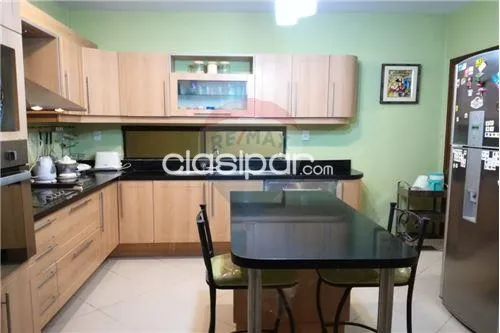 Vendo Casa Grande en Barrio Residencial Lambaré — foto 3