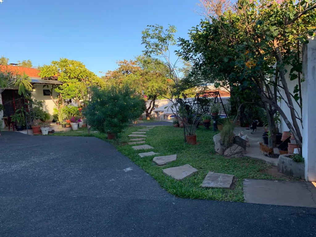 VENDO CASA CON UBICACIÓN IDEAL PARA DESARROLLO INMOBILIARIO — foto 3