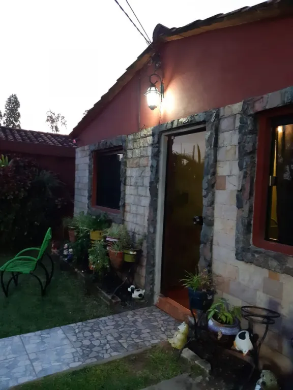 Vendo Hermosa Casa con Título y Terreno todo Pagado listo para transferir — foto 3