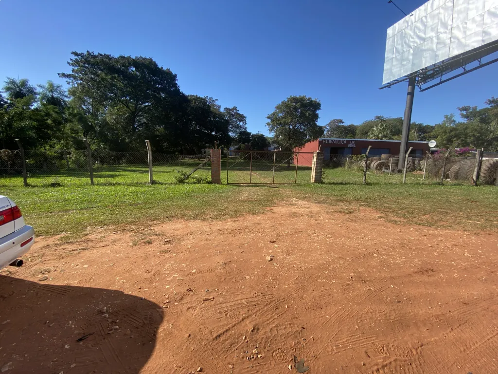 Vendo 4 terrenos sobre Acceso sur — foto 2