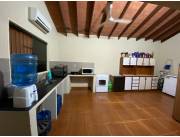 Vendo hermosa casa en Mariano Roque Alonzo, a 2 cuadras de Ruta Transchaco