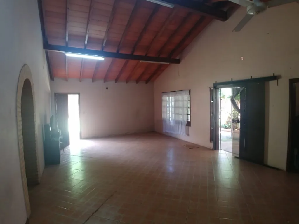 VENDO CASA EN CAPIATA...CON MEGA PATIO — foto 2
