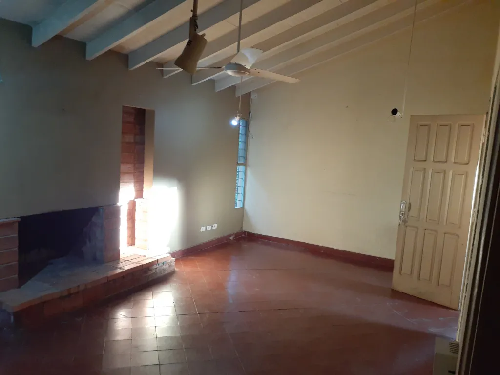 Casa independiente en barrio San Vicente excelente ubicación — foto 3