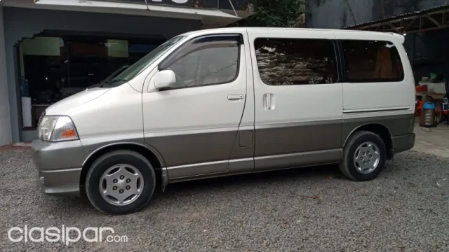 Toyota Hiace 2002 — foto 3