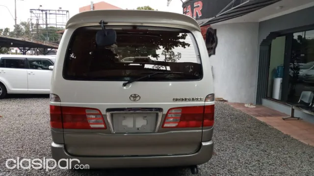 Toyota Hiace 2002 — foto 5