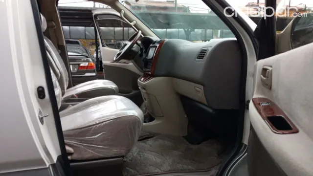 Toyota Hiace 2002 — foto 7