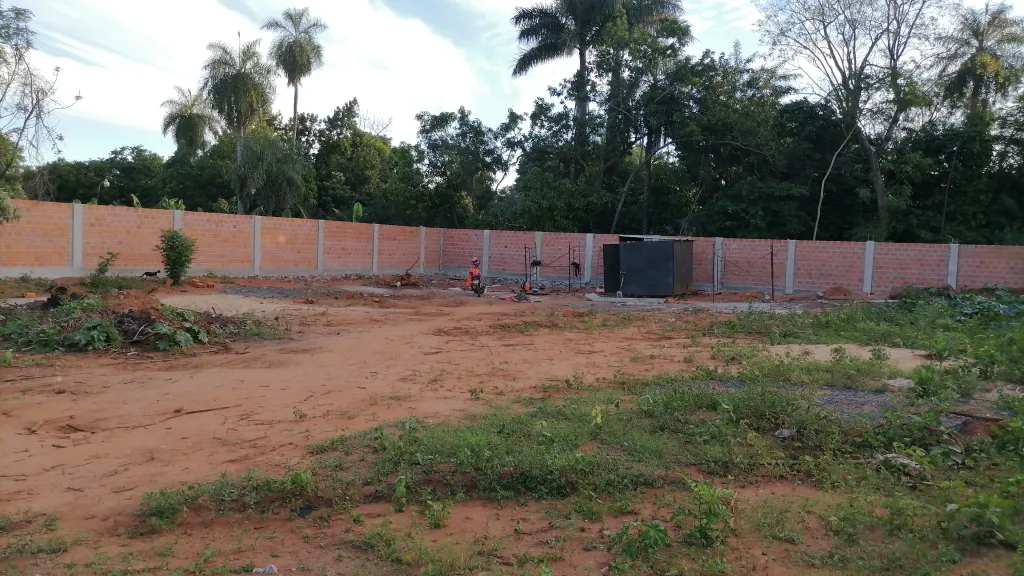 VENDO IEN OFERTA IMPORTANTE PROPIEDAD ZONA AVELINO MARTINEZ 2650 MTS2 ZONA SUPER KINGO — foto 2