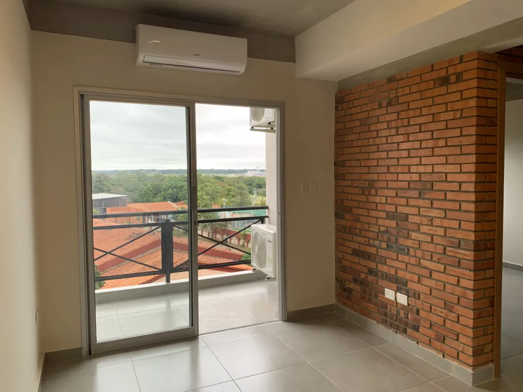 DEPARTAMENTO EN MARIANO ROQUE ALONSO - AL LADO DE LA EXPO — foto 3